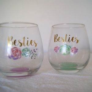 "Besties" Wine Glasses
